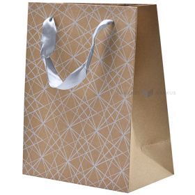 Kraftpapīra maiss ar balta raksta apdruku un ar lentes rokturiem 18+10x23cm